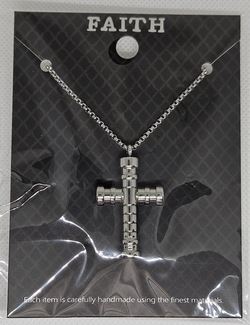 METAL CROSS NECKLACE