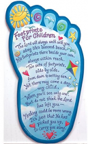 WOOD HANGING PLAQUE FOOTPRINTS FOR CHILDREN