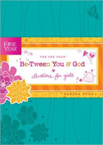 ONE YEAR BETWEEN YOU & GOD DEVOTIONS FOR GIRLS